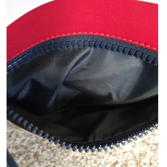 Tommy Hilfiger Triple Zip Crossbody Bag Beige Red White Navy Pre-Owned - Picture 9 of 12